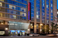 Springhill Suites By Marriott Chicago Downtown River North photo 5