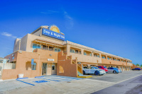 Day And Night Inn photo 2