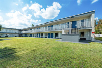 Suburban Studios Daytona Beach - Speedway photo 4