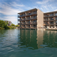 The Lakeshore Inn photo 5