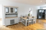 The Unicorn (Apartments) photo 3