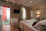 La Maison De Charme ROOMS photo 3