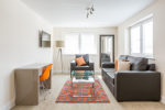Hof Newbury Apts photo 3