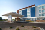 Springhill Suites By Marriott Holland photo 3