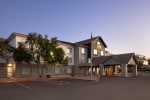 Garner Hotel Phoenix Surprise photo 2