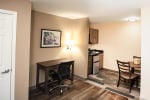 Suburban Studios Charlotte - Ballantyne photo 2