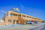 Day And Night Inn photo 3