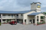 Scottish Inns And Suites I10
