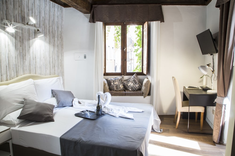 Do-Do Navona Suites photo 1