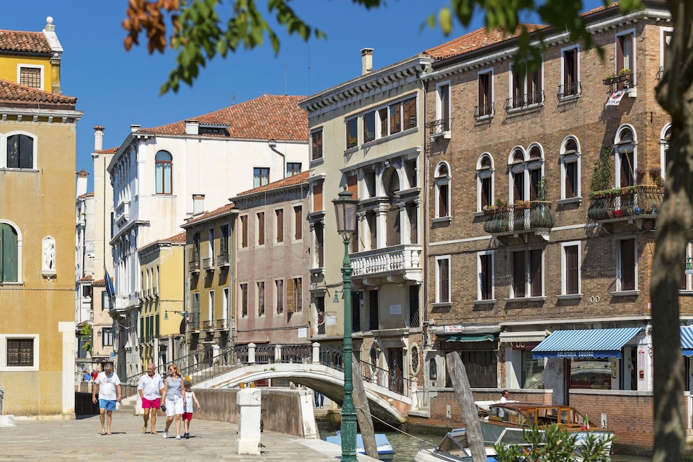 Palazzo Guardi photo 1