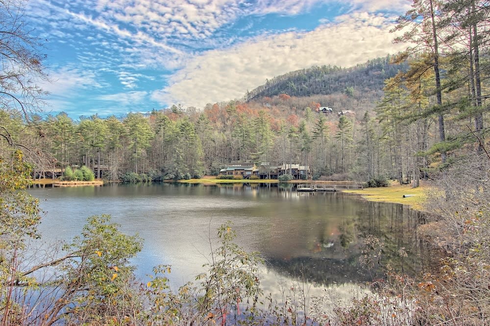 Foxhunt at Sapphire Valley photo 1