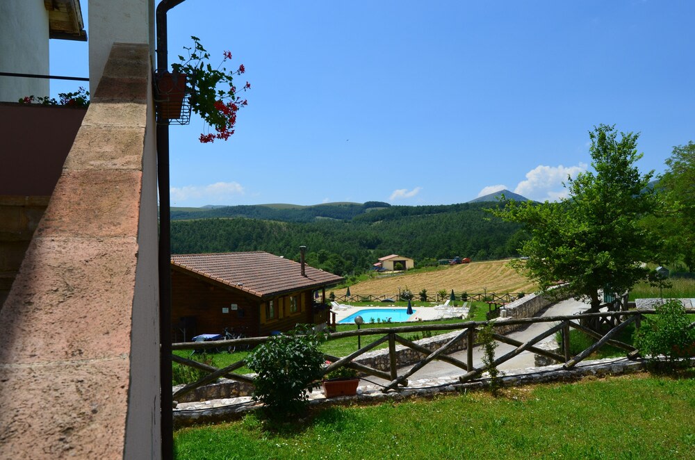 Agriturismo Castello Di Pupaggi photo 1