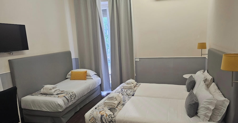 Caesar Place Roma photo 1