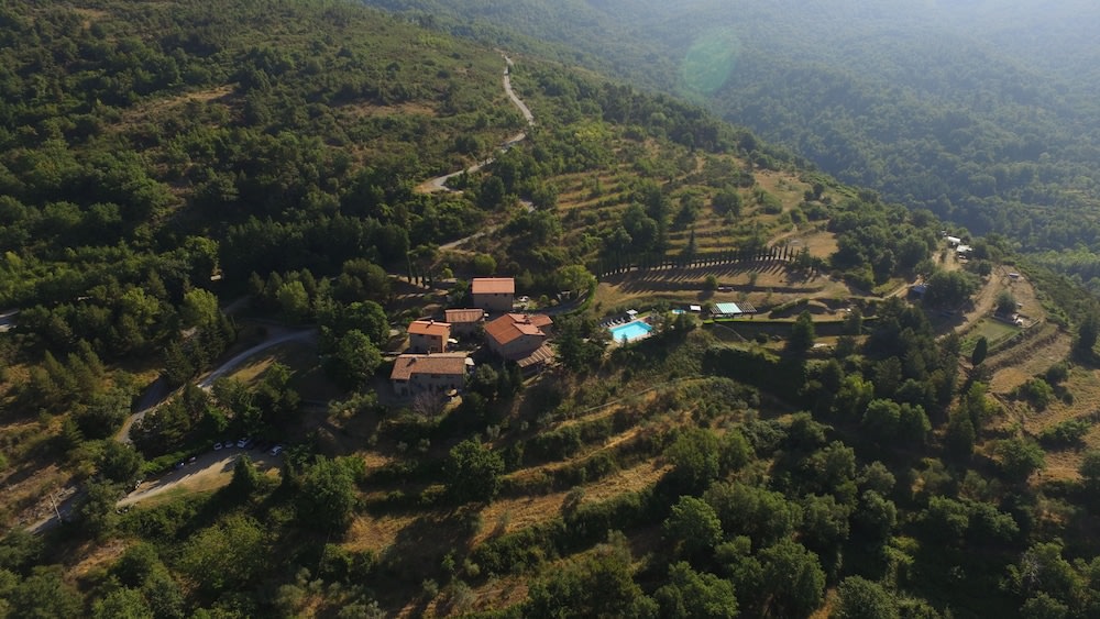 Borgo La Capraia photo 1
