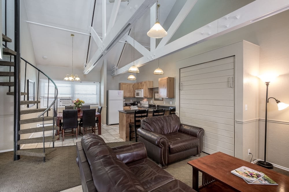 Sweetwater Lift Lodge photo 1
