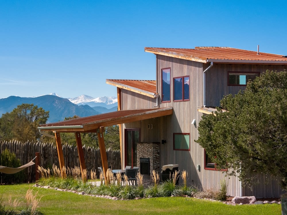 Royal Gorge Cabins photo 1