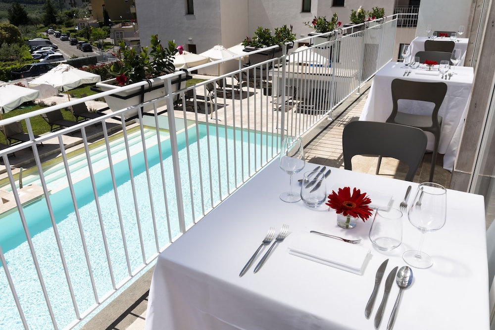 The Florence Hills Resort & Wellness photo 1