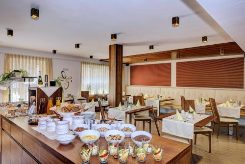 Garni Apparthotel St Valentin photo 1