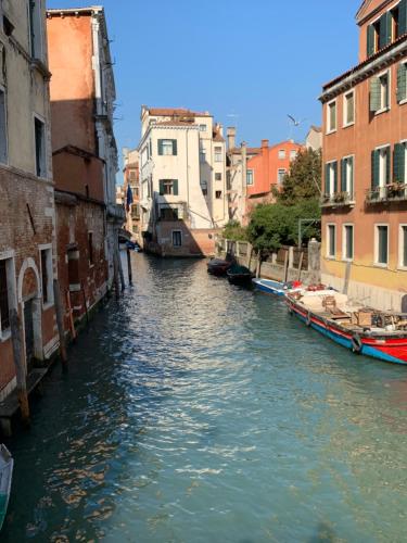 New View Canal Lovers Apartment photo 1