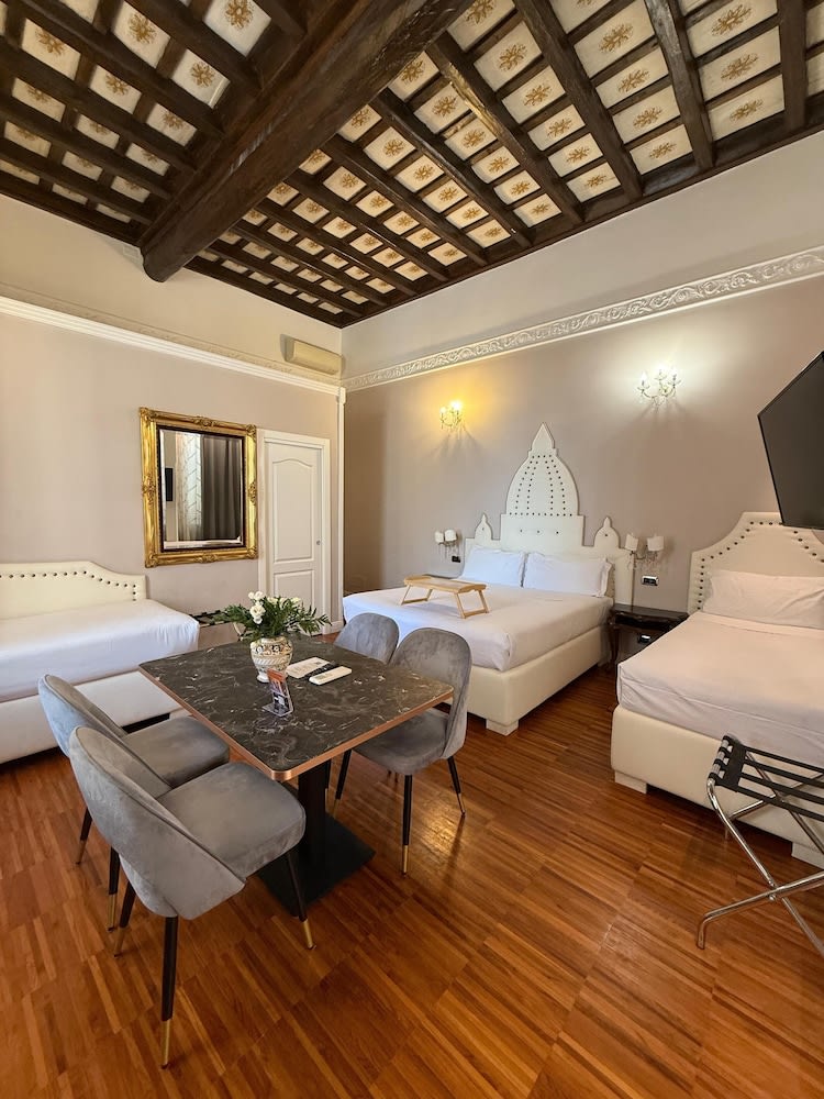 I TRE MOSCHETTIERI - D' ARTAGNAN Luxury Guest House photo 1
