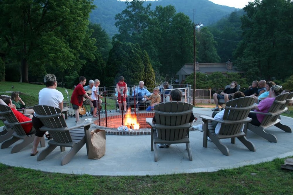 Fontana Village Resort photo 1