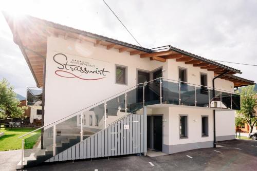 Apartmenthaus Strasswirt De Luxe photo 1