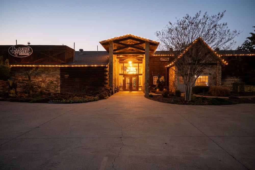Lone Star Lodge and Marina photo 1