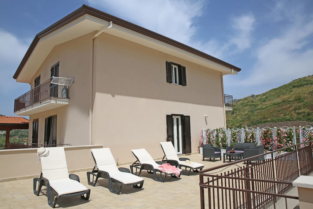 ACQUASANTA Relais photo 1
