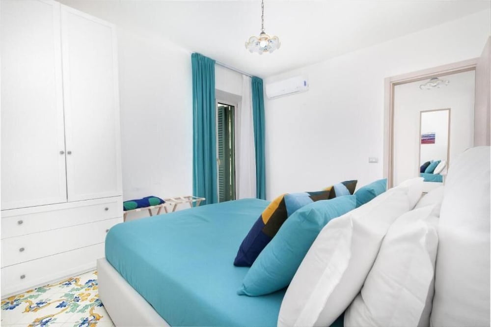 Millie Sorrento Suites photo 1