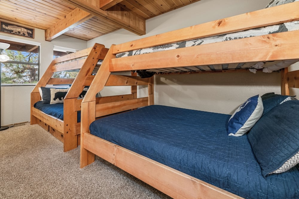 Wolf View Lodge photo 1