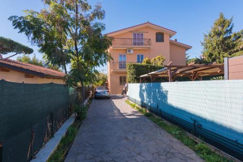 Travelershome Ciampino&Morena GuestHouse photo 1