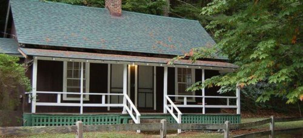 The Cabins at Healing Springs photo 1