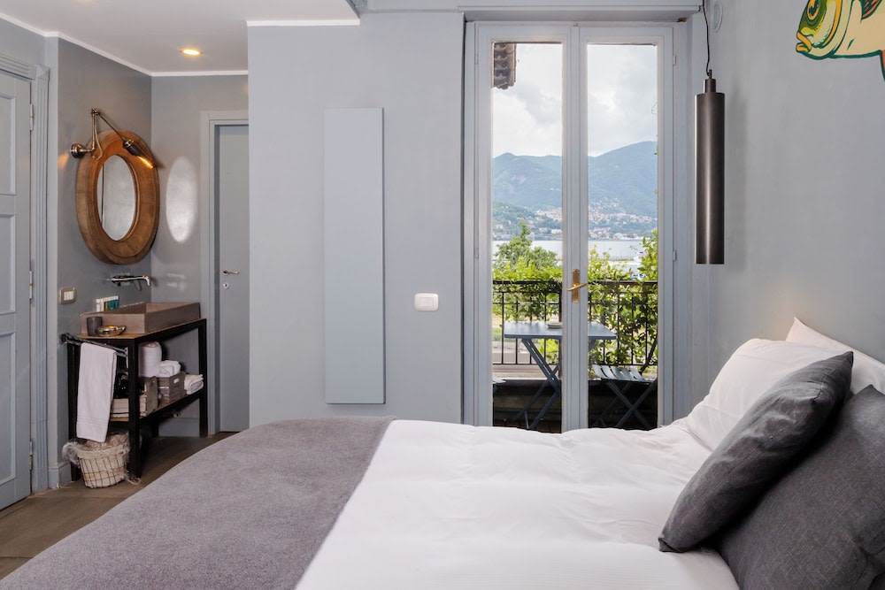 Bello Lake Como Suites photo 1
