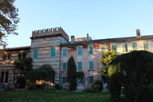 Ai Tigli photo 1