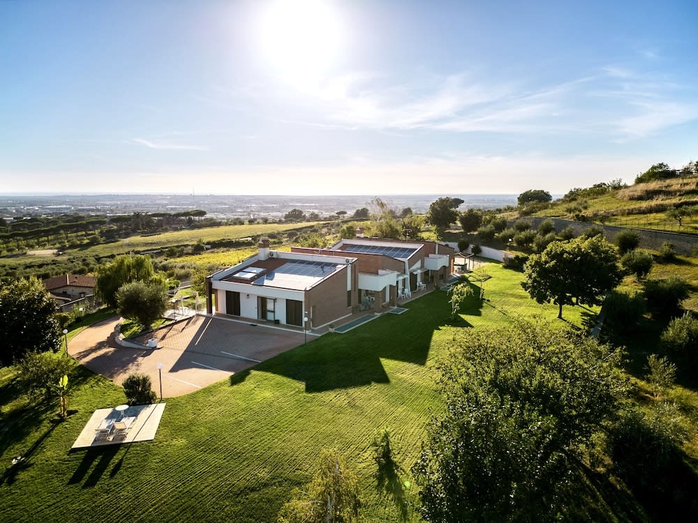 Cape House photo 1