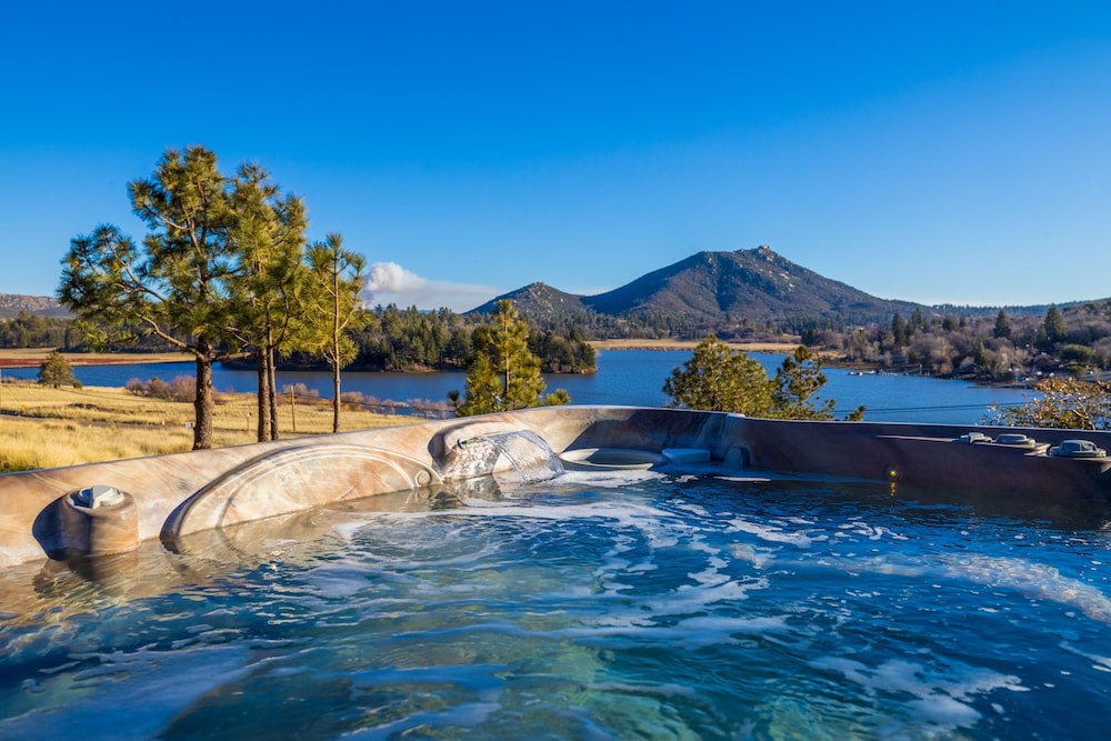 Quiet Mind Mountain Lodge, Retreat and Spa photo 1