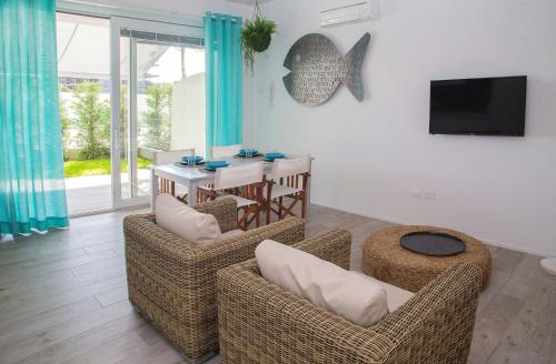 MARINA PONENTE photo 1
