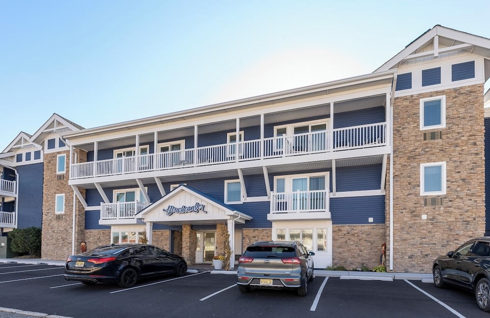 Beachcomber Resort photo 1