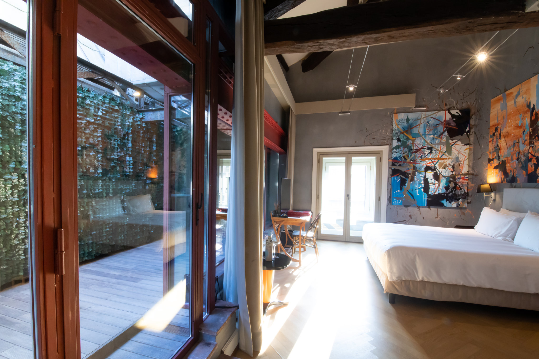 Hotel Image 2