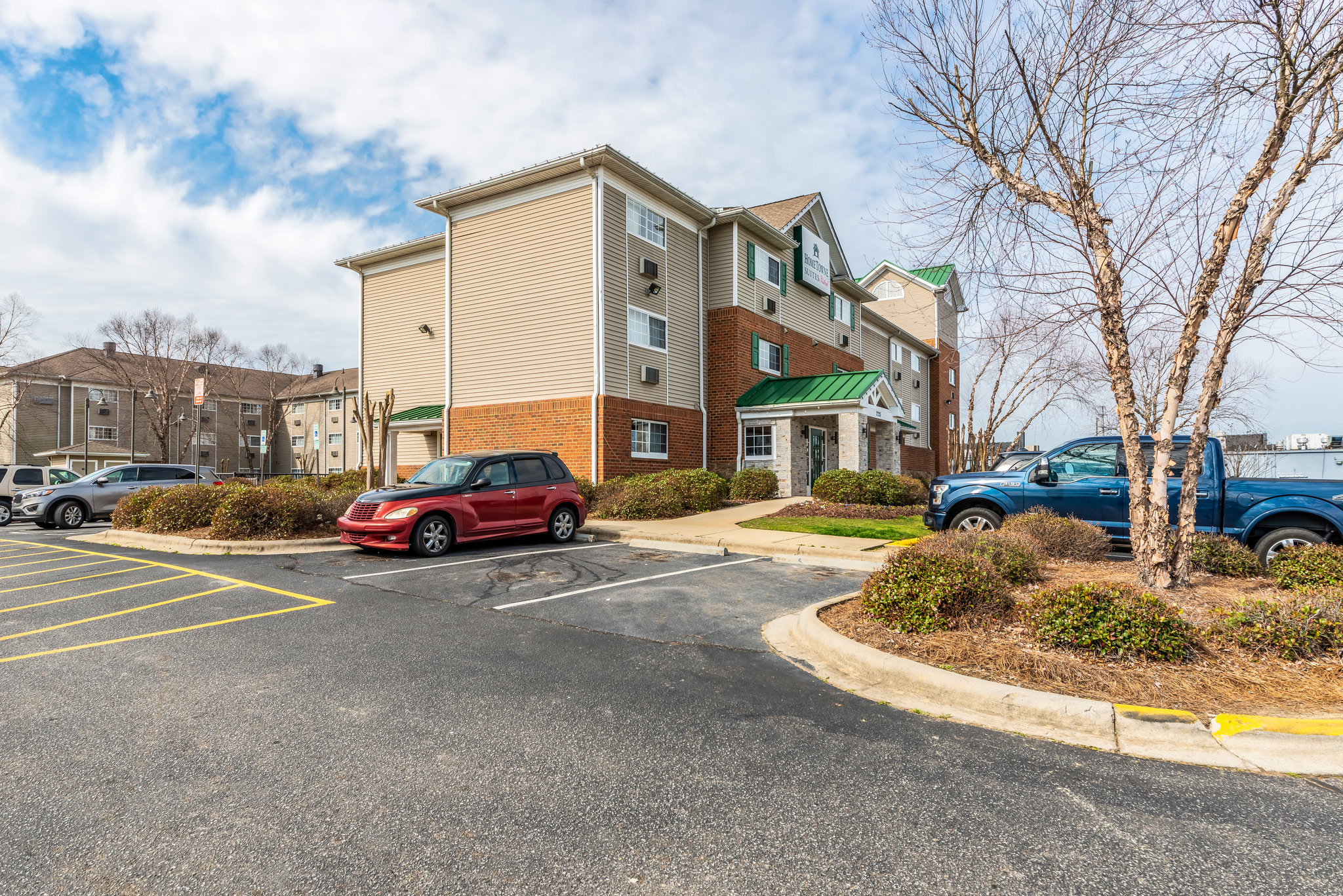 Hometowne Studios & Suites Charlotte - Concord photo 1