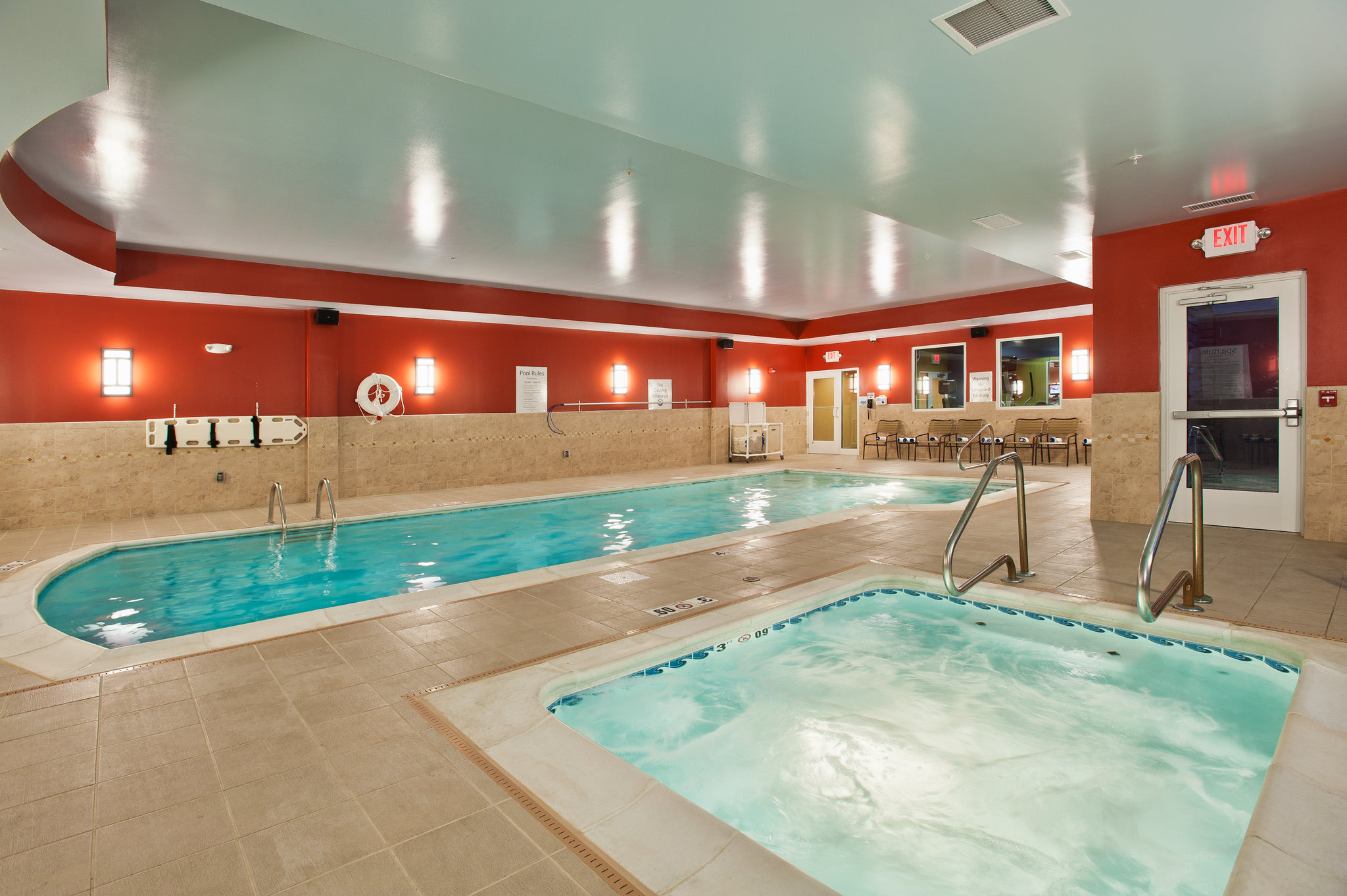  (Pool view)
