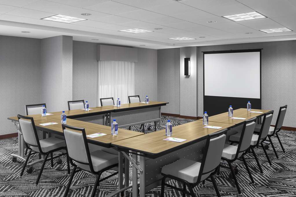  (Meeting room)