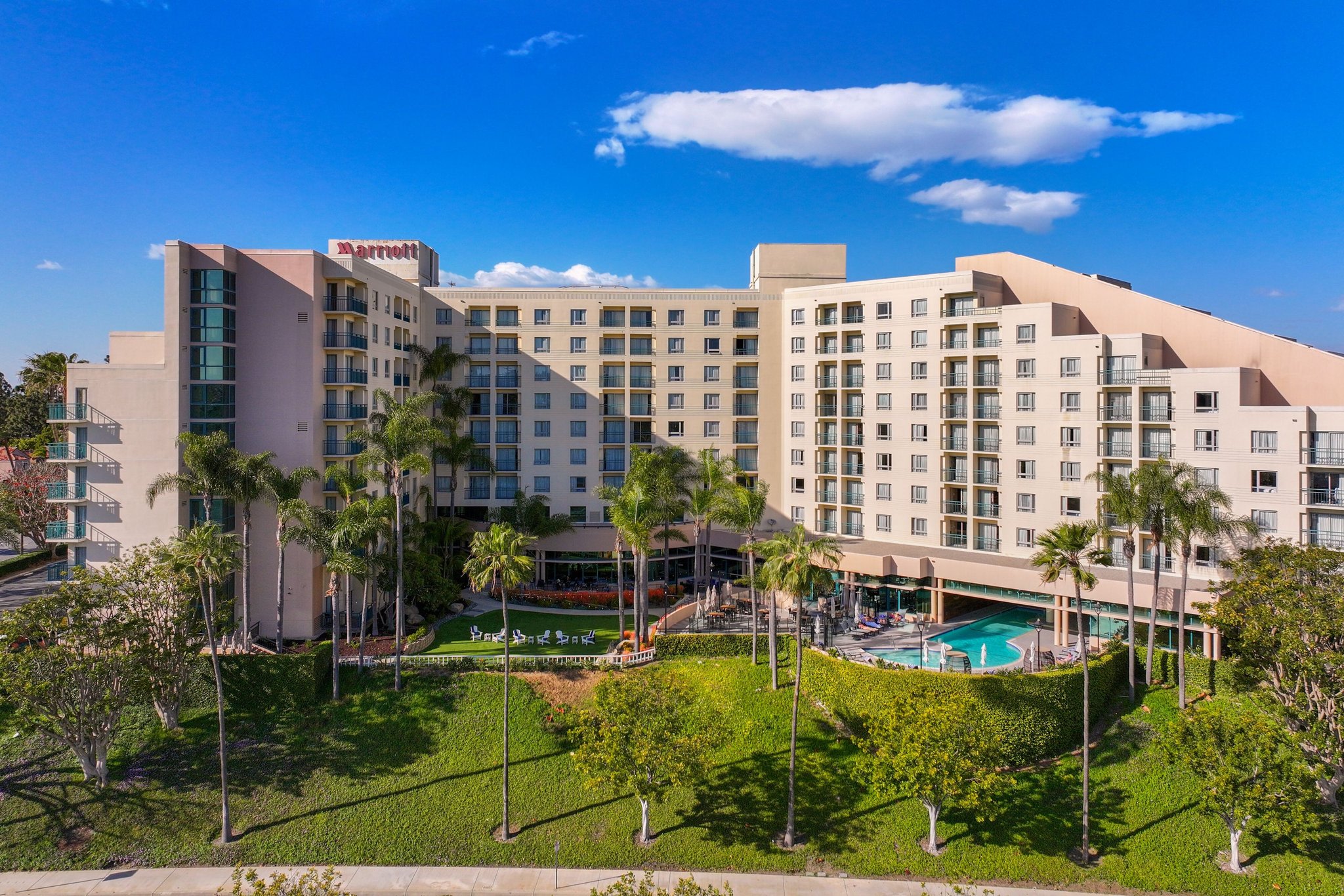 Newport Beach Marriott Bayview photo 1