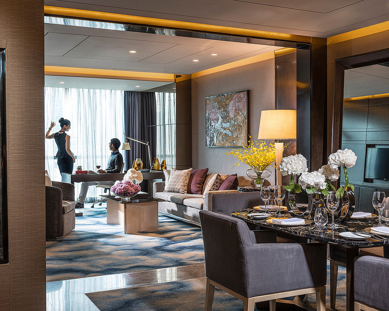 Deluxe Suite – King