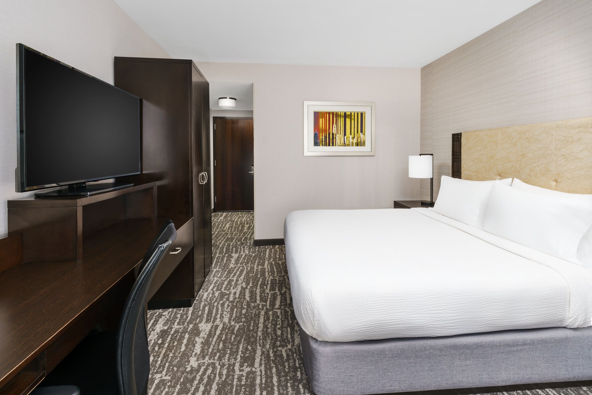  (Guest room)