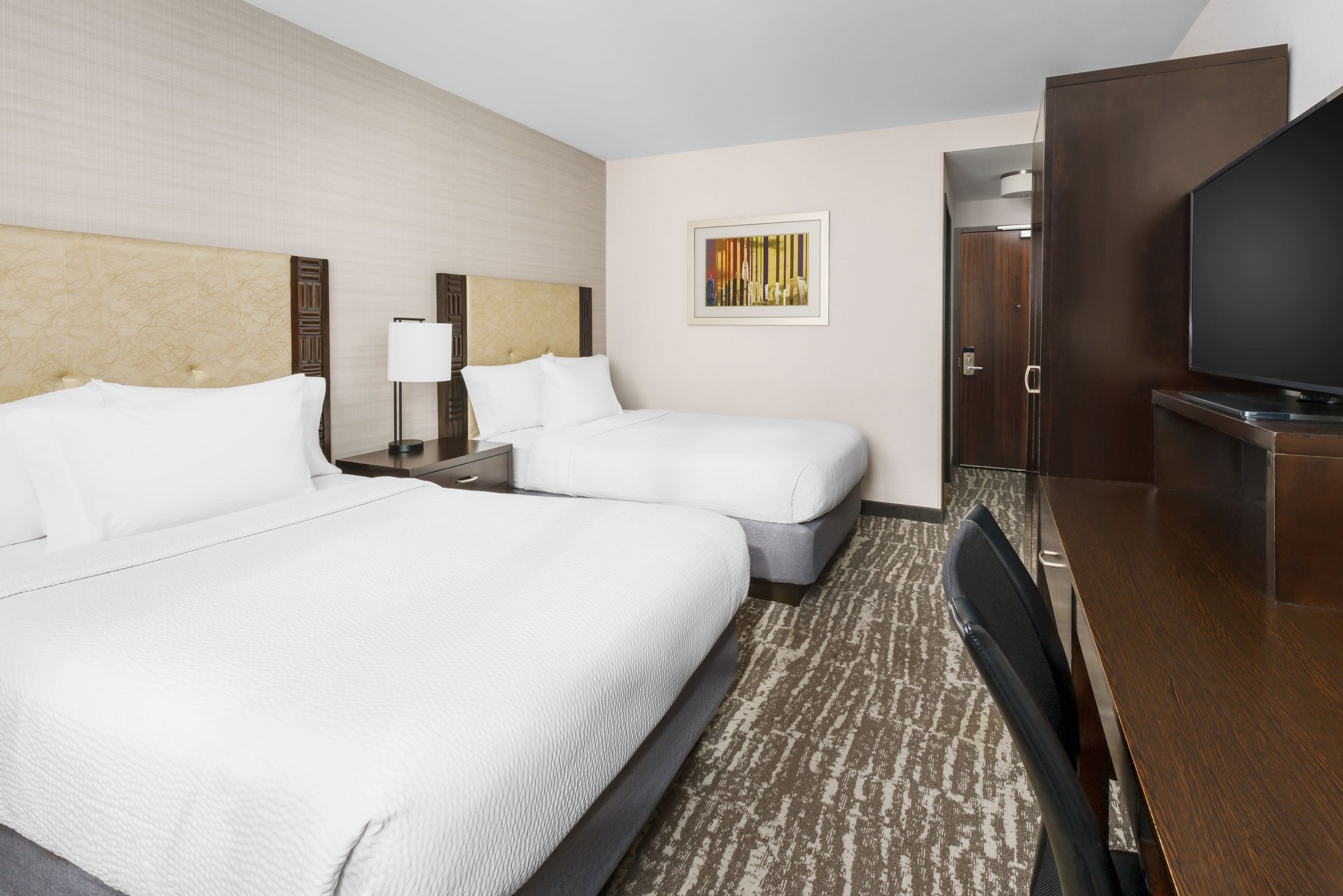  (Guest room)