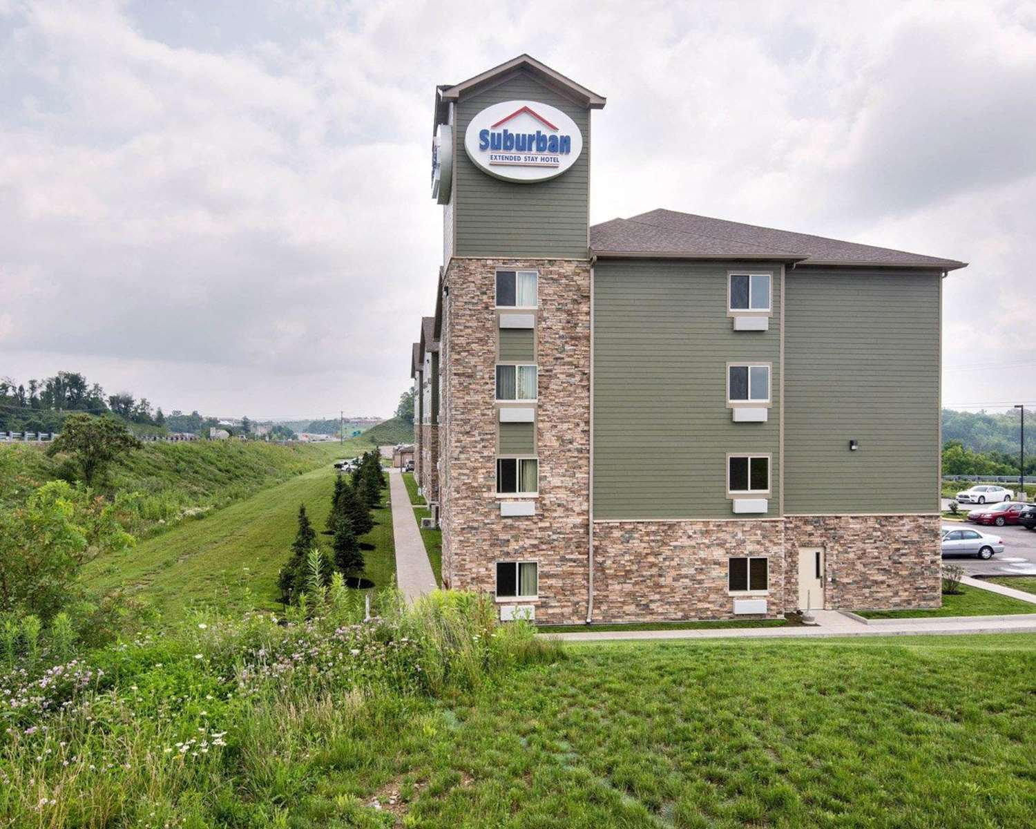 Suburban Studios Triadelphia - Wheeling At The Highlands photo 1