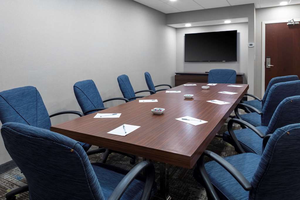  (Meeting room)