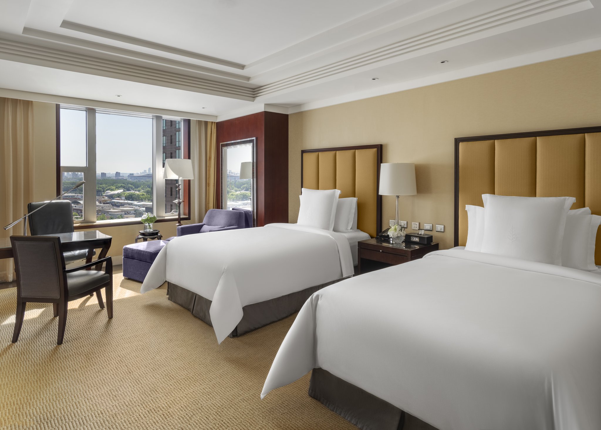 Deluxe Room City View – Two Twins