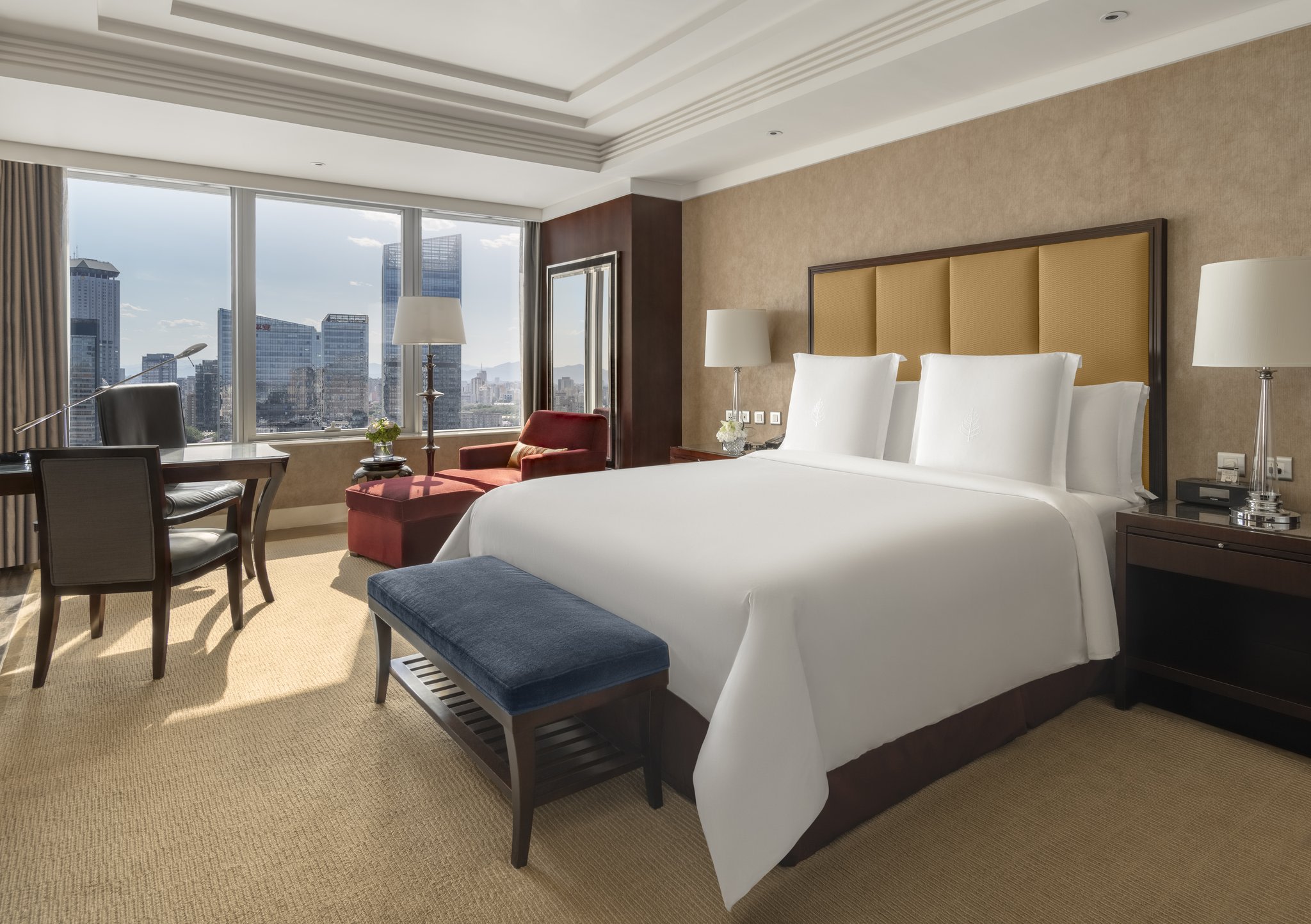 Club Room River View – King